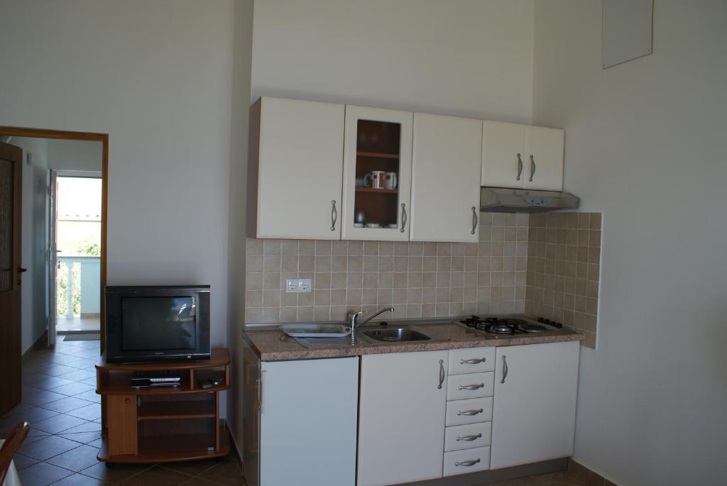 Apartments Jurjevic Petrcane Phòng bức ảnh