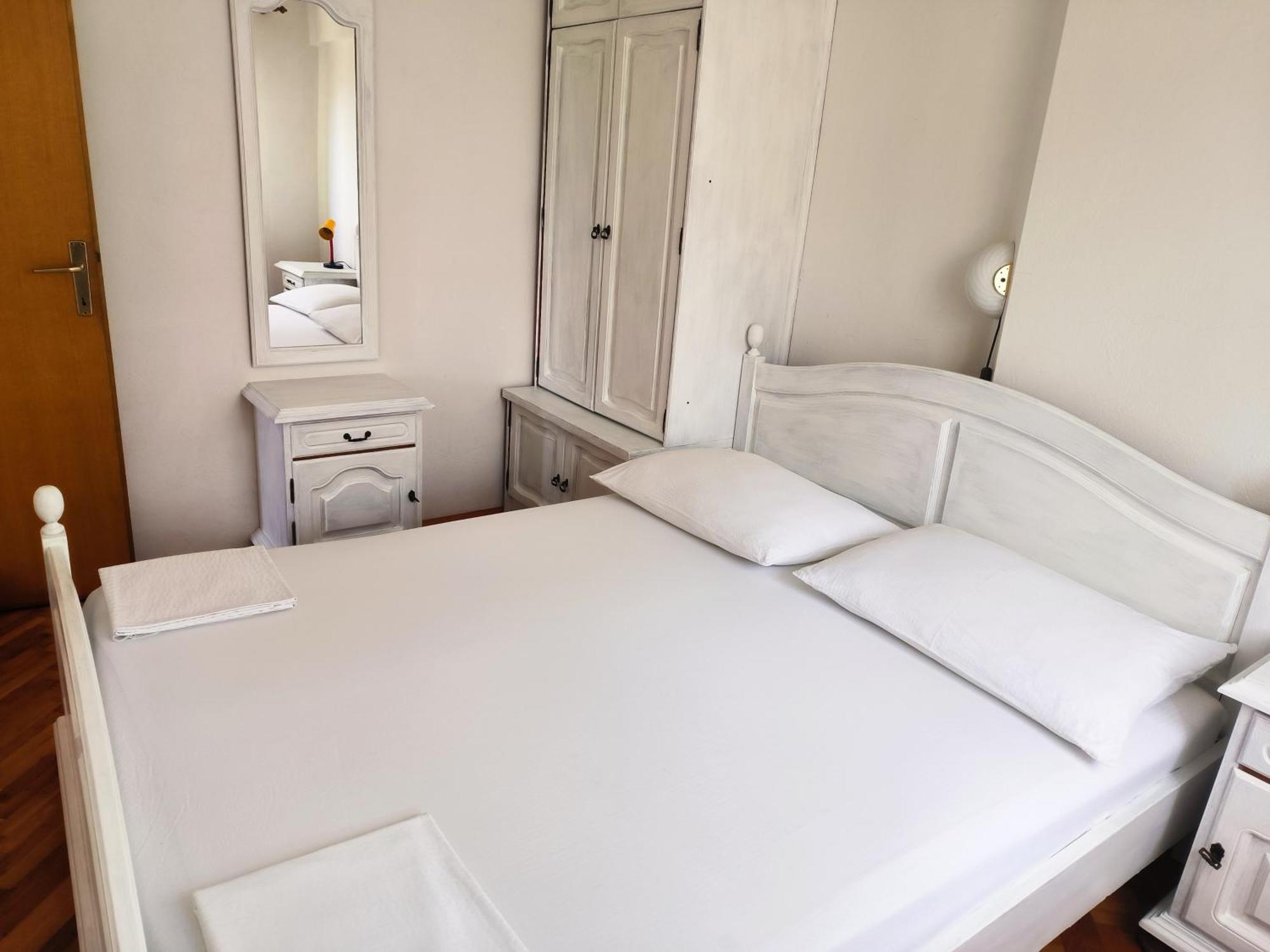 Apartments Jurjevic Petrcane Ngoại thất bức ảnh