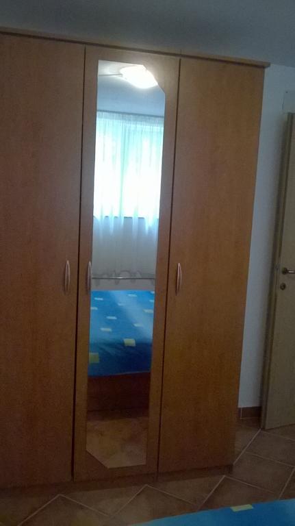Apartments Jurjevic Petrcane Ngoại thất bức ảnh